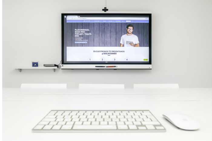 Trabajar mano a mano con clientes de todo el mundo